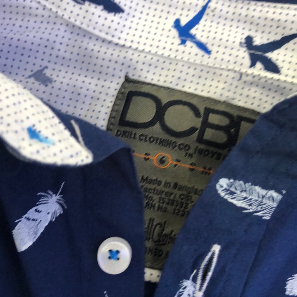 NWT button down size 6 - Picture 4 of 4